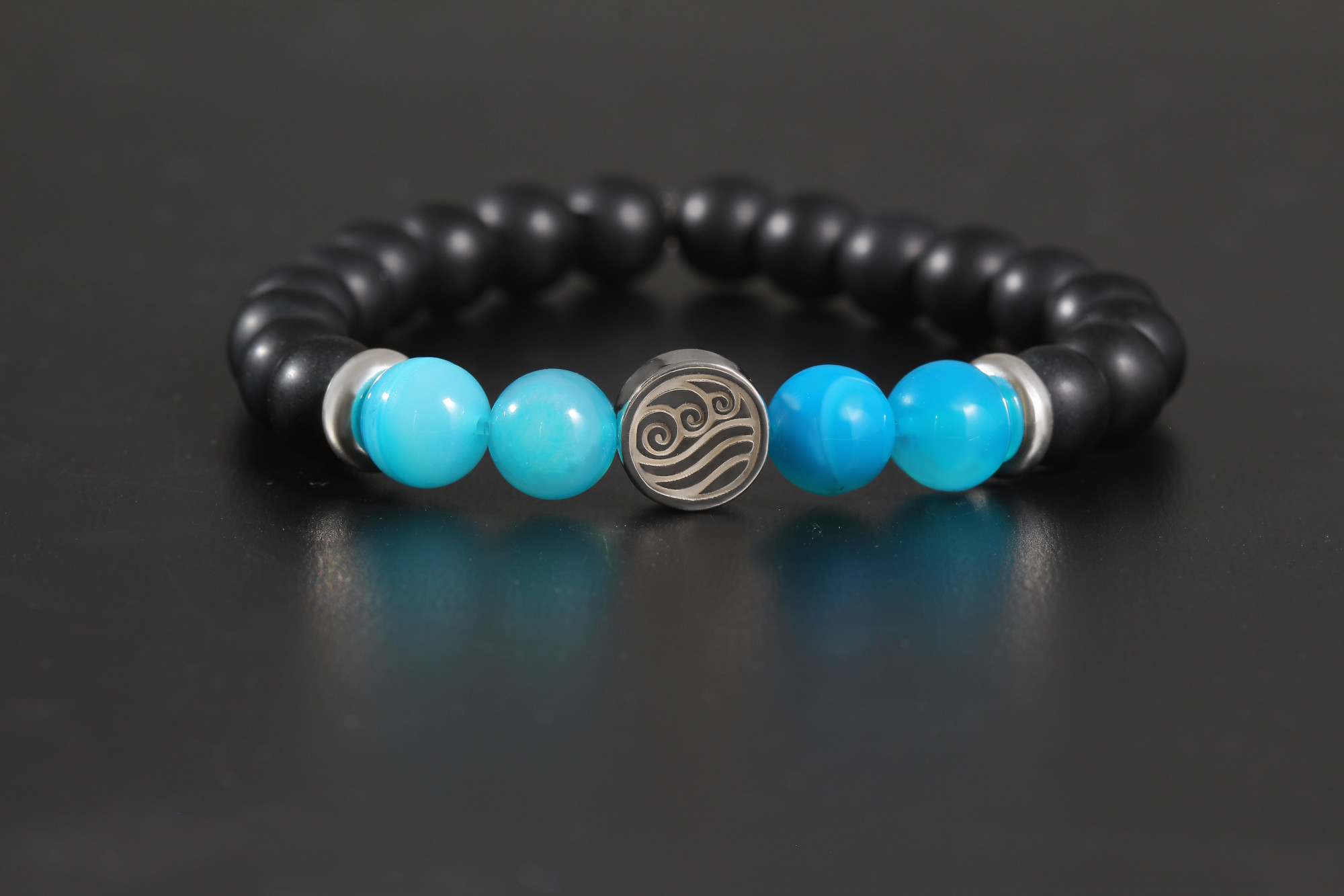 Pulsera del elemento Agua hecha en plata de ley, ónice y ágata