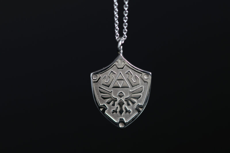 Geek hylian shield in sterling silver